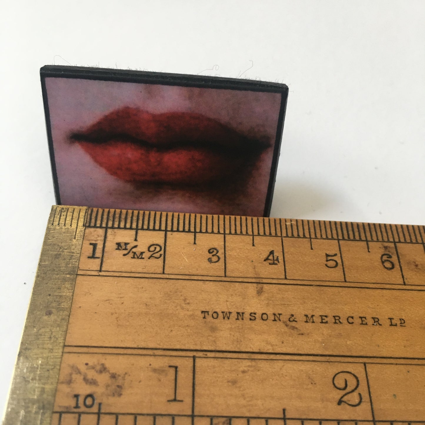 Lips ring handmade from sustainable wood