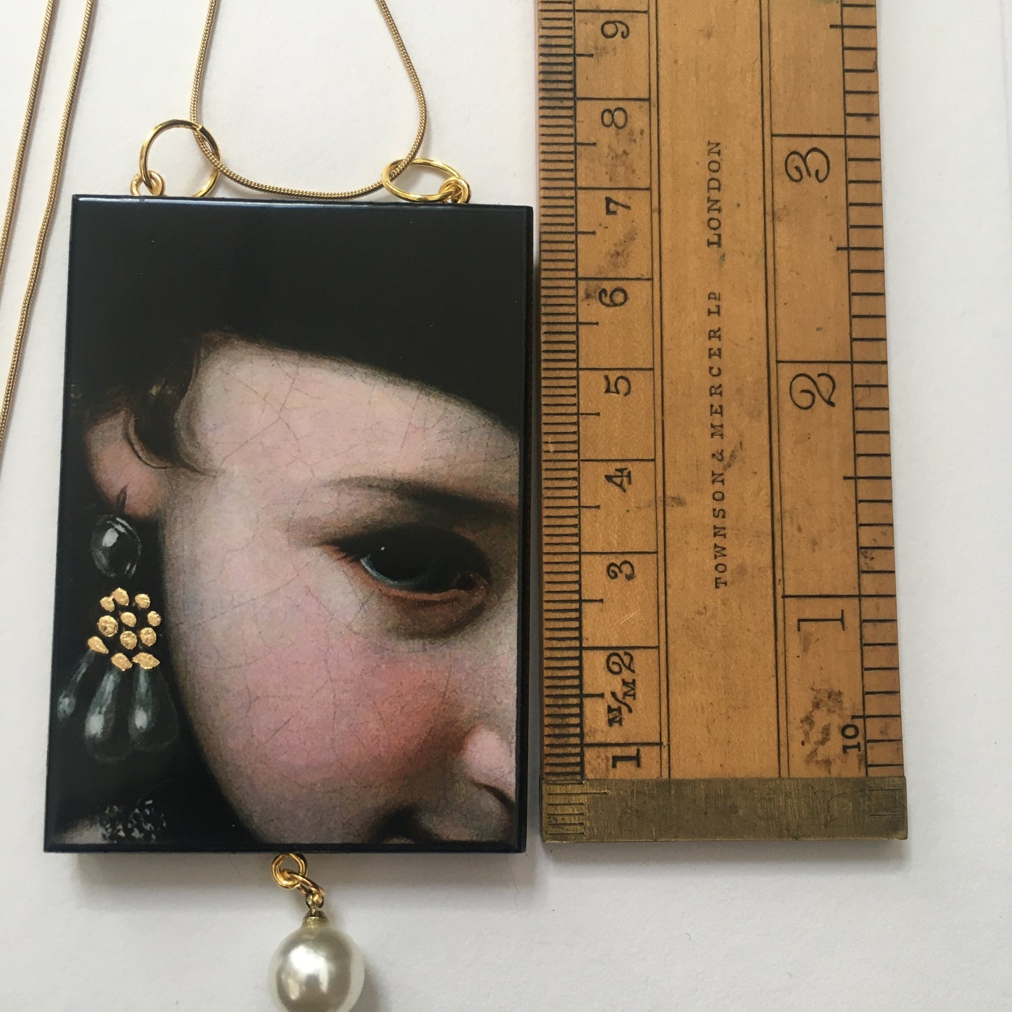 Baroque Italian art necklace with pearl