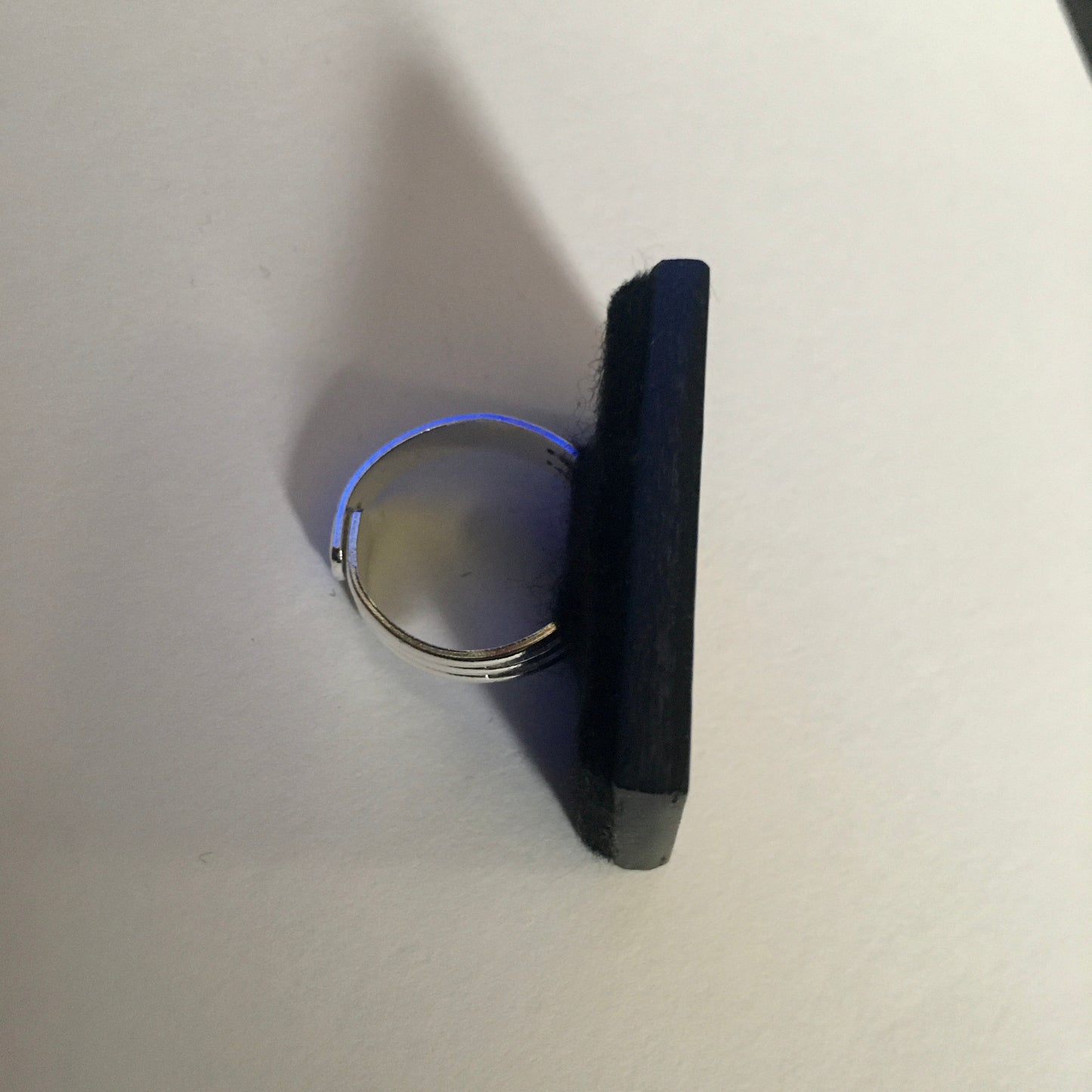 Lips ring handmade from sustainable wood