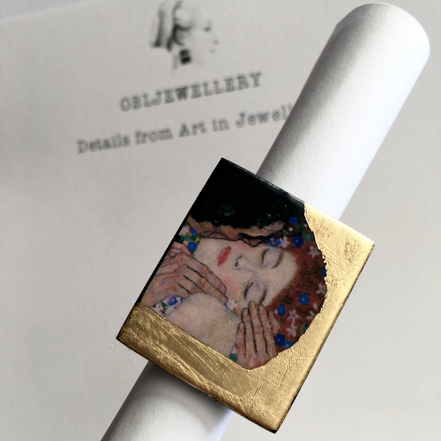 Klimt inspired promise ring. This ring shows a strong message of love with the aesthetic art detail of “The Kiss” painting. The promise is a ring is handmade by Obljewellery