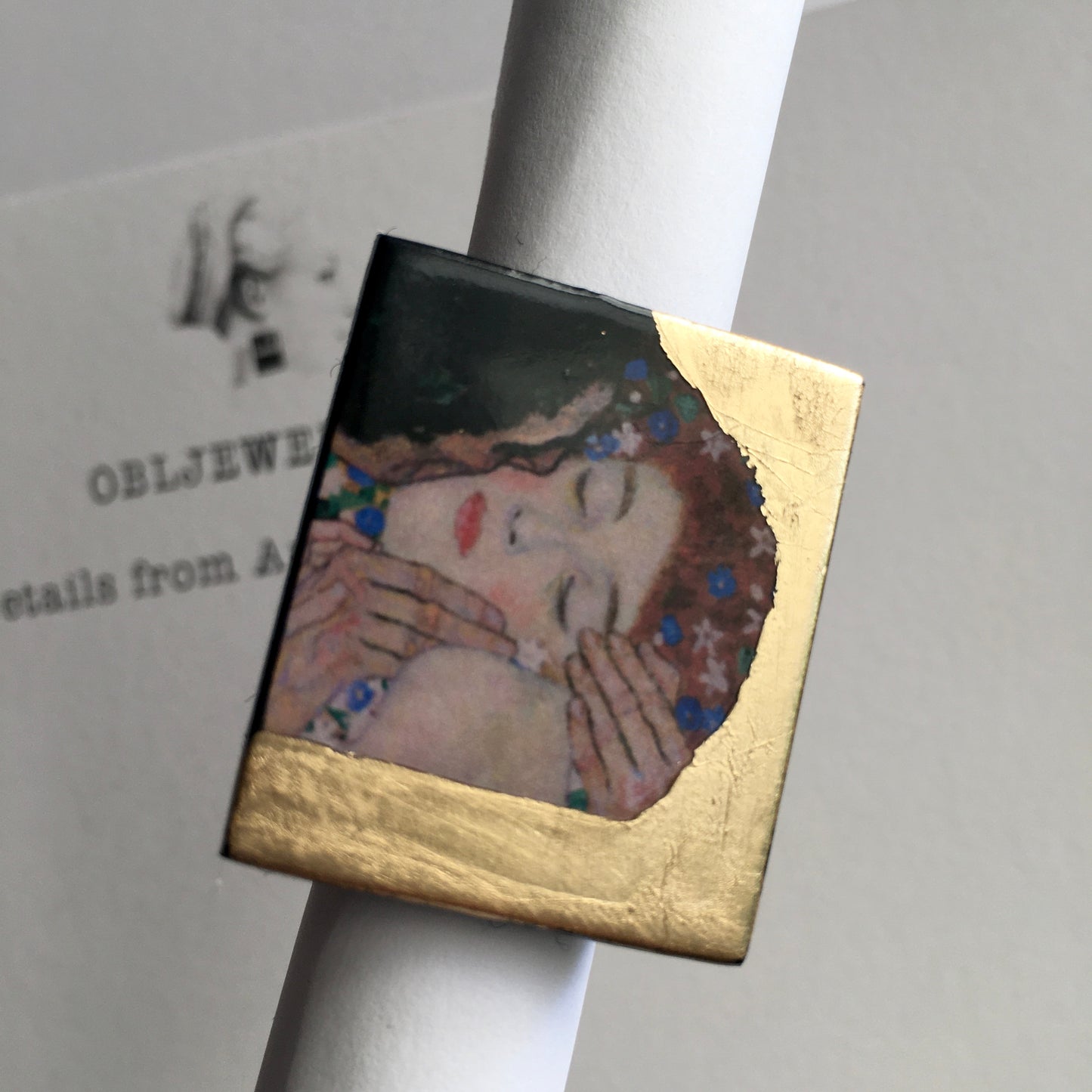 Klimt inspired promise ring. This ring shows a strong message of love with the aesthetic art detail of “The Kiss” painting. The promise is a ring is handmade by Obljewellery