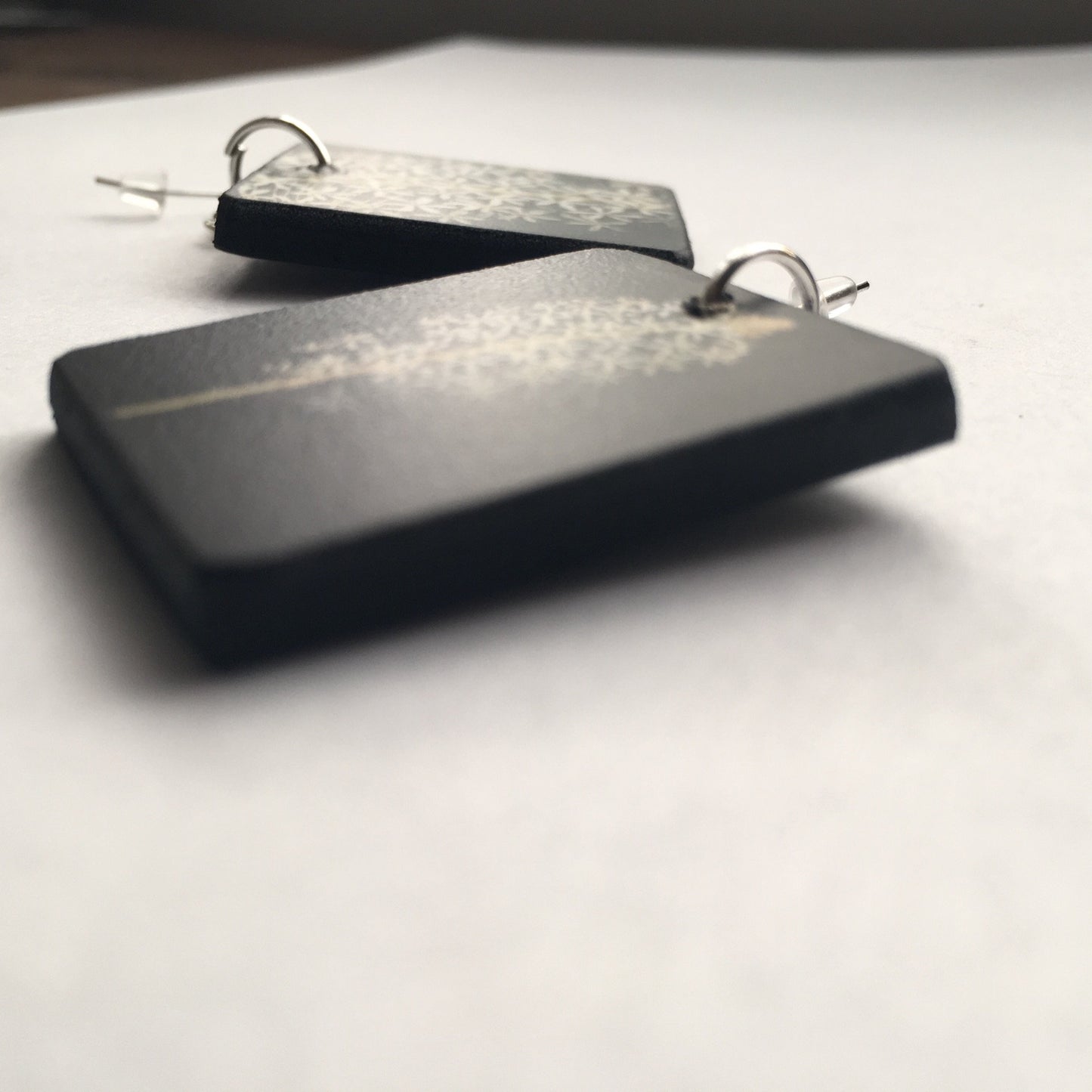 Mary Delany, white flowers earrings. Sustainable gift