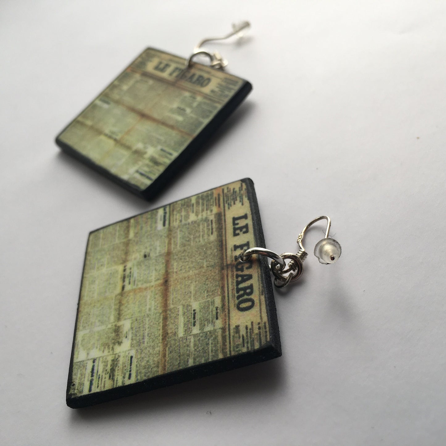 Funky, wooden and sterling silver hooks earrings. Le figaro aesthetic earrings.