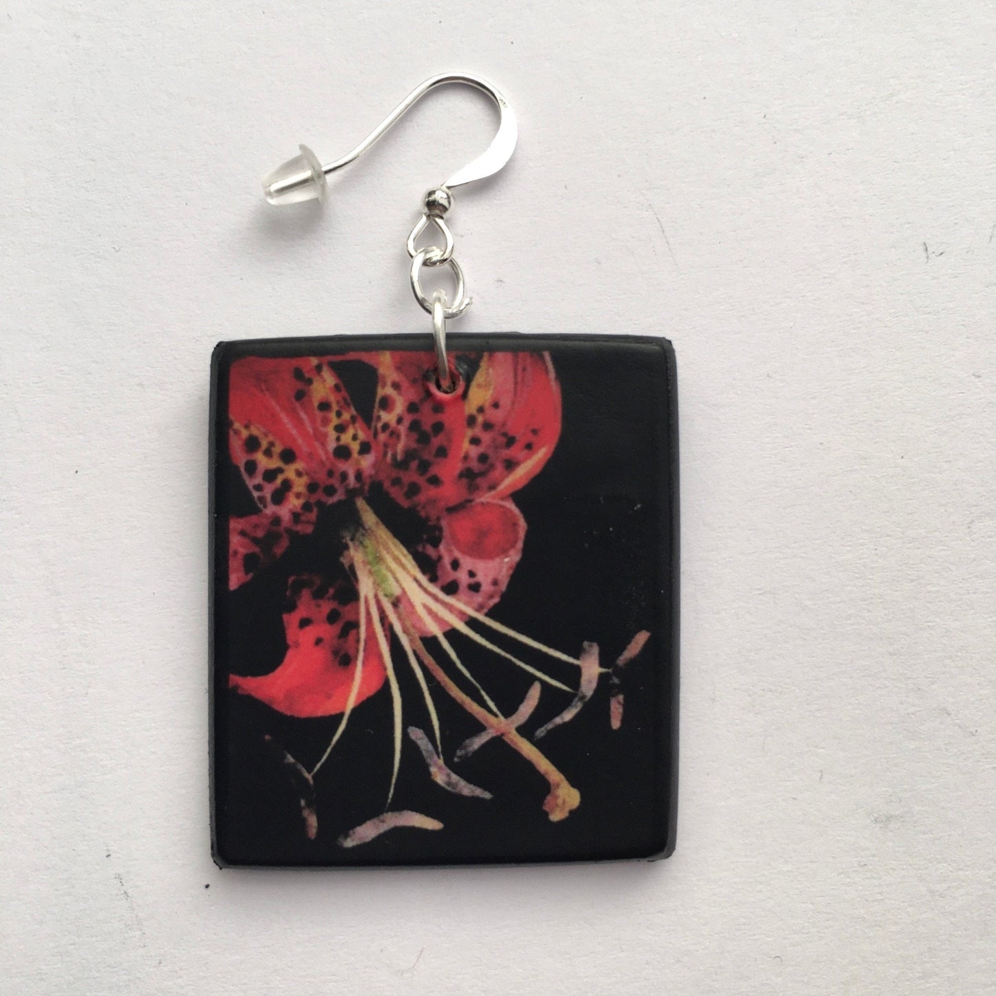Inspired by Mary Delany collage floral art red lily, Obljewellery handmade these aesthetic, artsty earrings on sustainable wood and plated silver hooks. Each is 3.5 cm x 3 con x2mm.