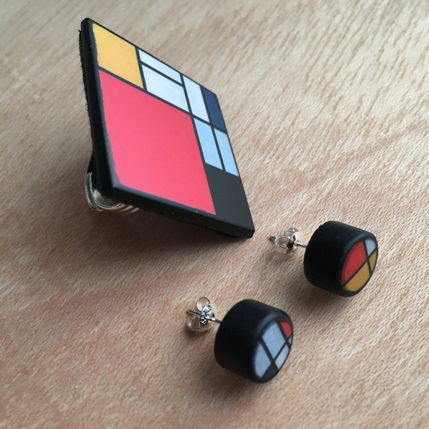 Mondrian wooden jewellery set, silver stud earrings, big square ring. Long distance gift.