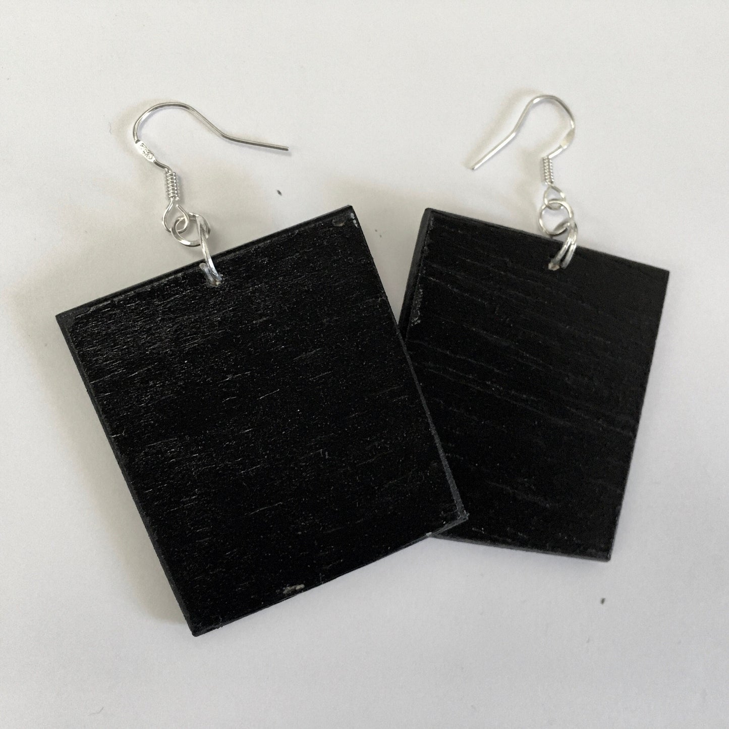 The Scream earrings, Edvard Munch wood earrings. Artsy girl style. Cool gift for her.