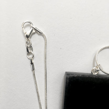 Museum-Inspired Sustainable Necklace Pop eye necklace Obljewellery