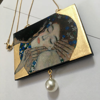 Museum-Inspired Sustainable Necklace Gustav Klimt “The Kiss” Art Pendant Necklace with Pearl &amp; Gold Leaf Obljewellery