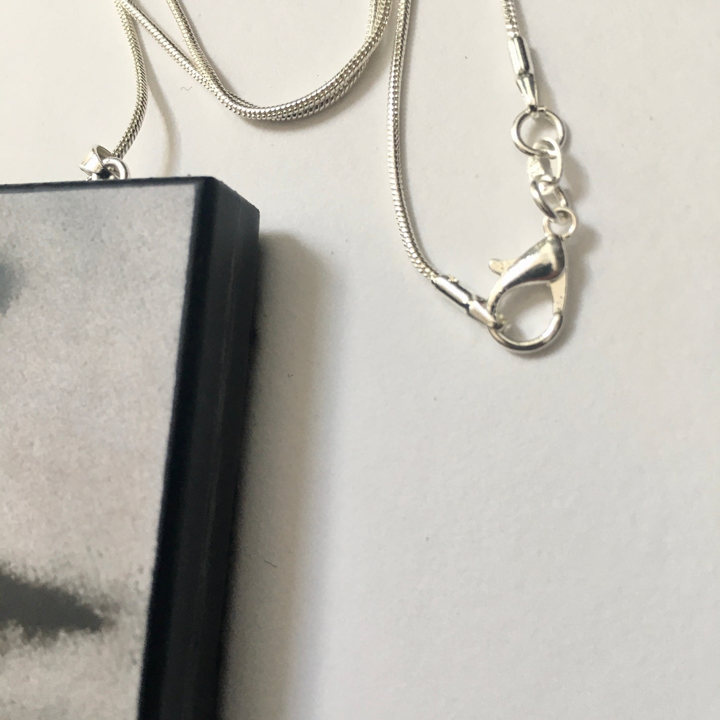 Museum-Inspired Sustainable Necklace Lips Pop art necklace Obljewellery