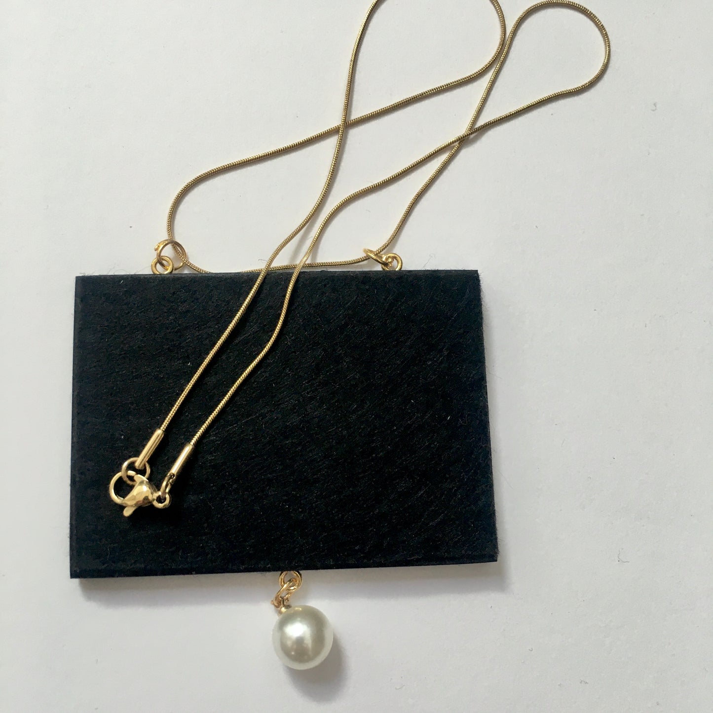 Museum-Inspired Sustainable Necklace Gustav Klimt “The Kiss” Art Pendant Necklace with Pearl &amp; Gold Leaf Obljewellery