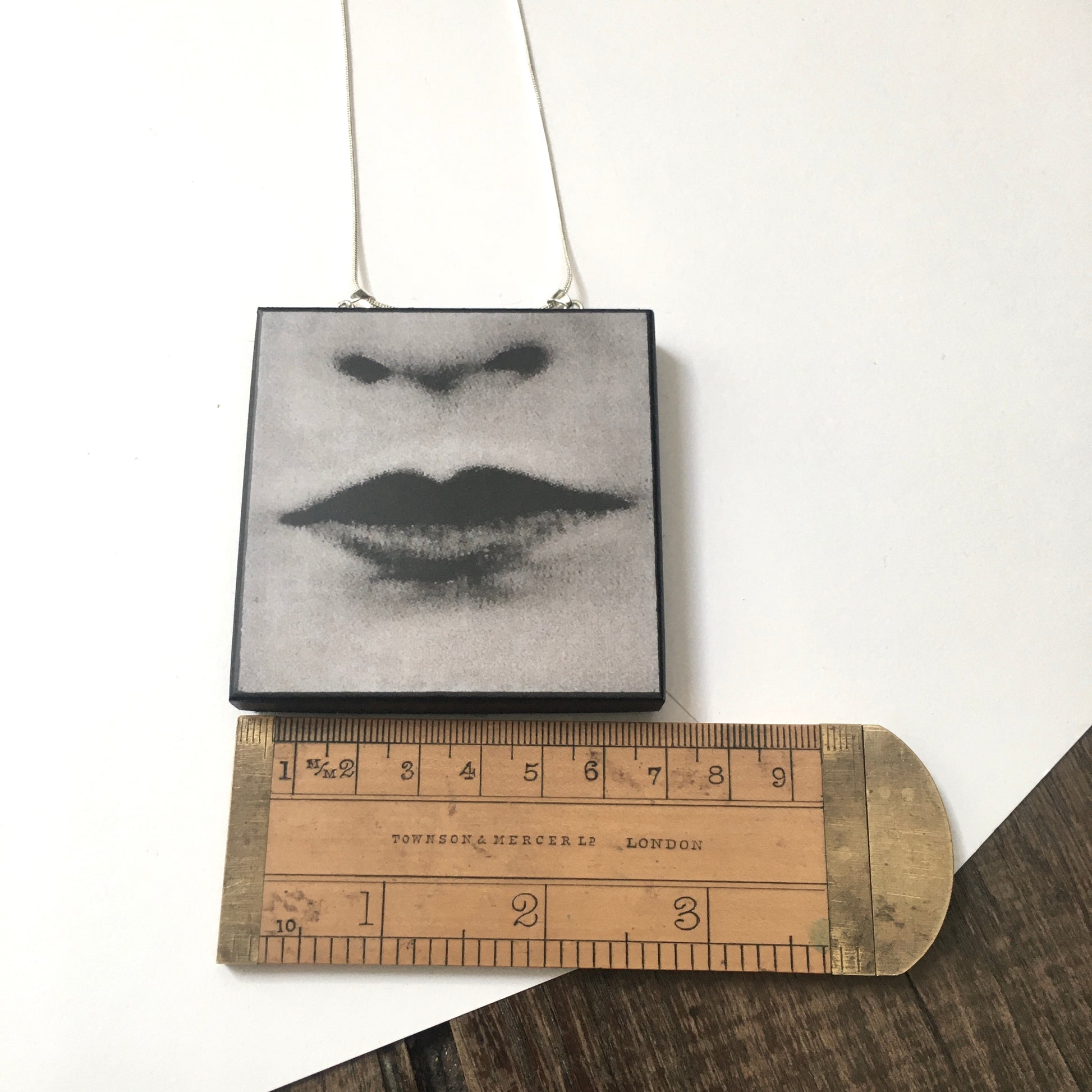 Museum-Inspired Sustainable Necklace Lips Pop art necklace Obljewellery