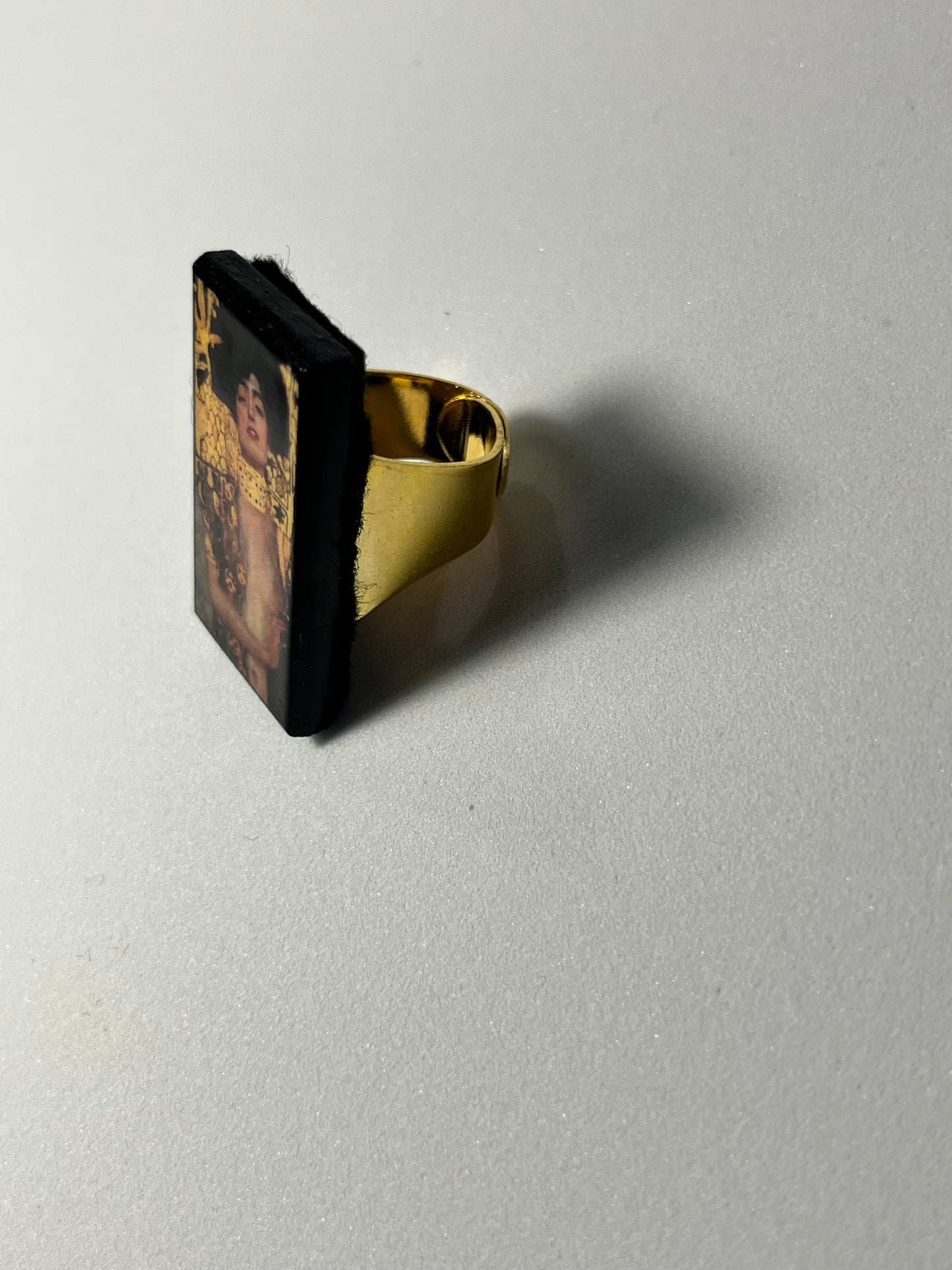 Museum-Inspired Sustainable Rings Judith and the Head of Holofernes, Gustav Klimt wood ring Obljewellery