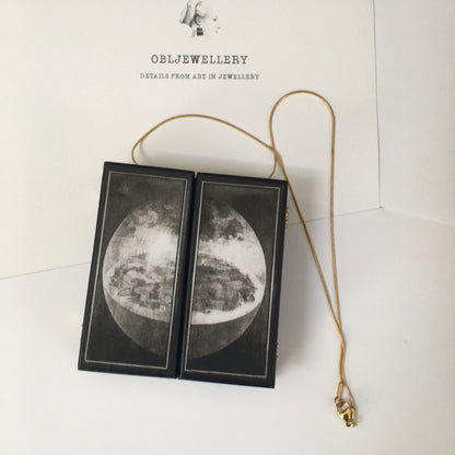 Museum-Inspired Sustainable Necklace The Garden of Earthly Delights: A Wearable 3D Triptych Obljewellery