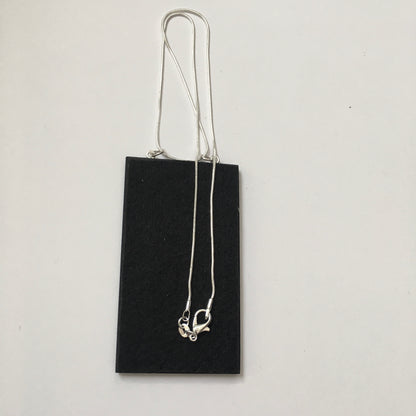 Museum-Inspired Sustainable Necklace Jaen Ranc art detail necklace Obljewellery