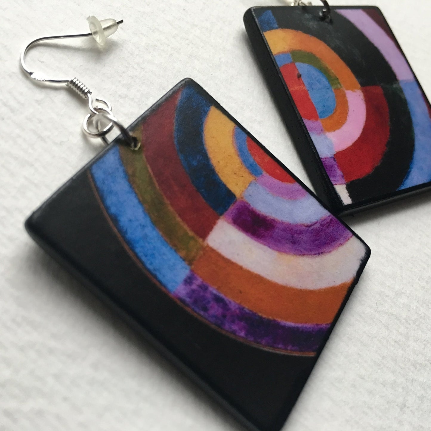 Museum-Inspired Sustainable Earrings Robert Delaunay, Disque Simultane, art earrings. Obljewellery