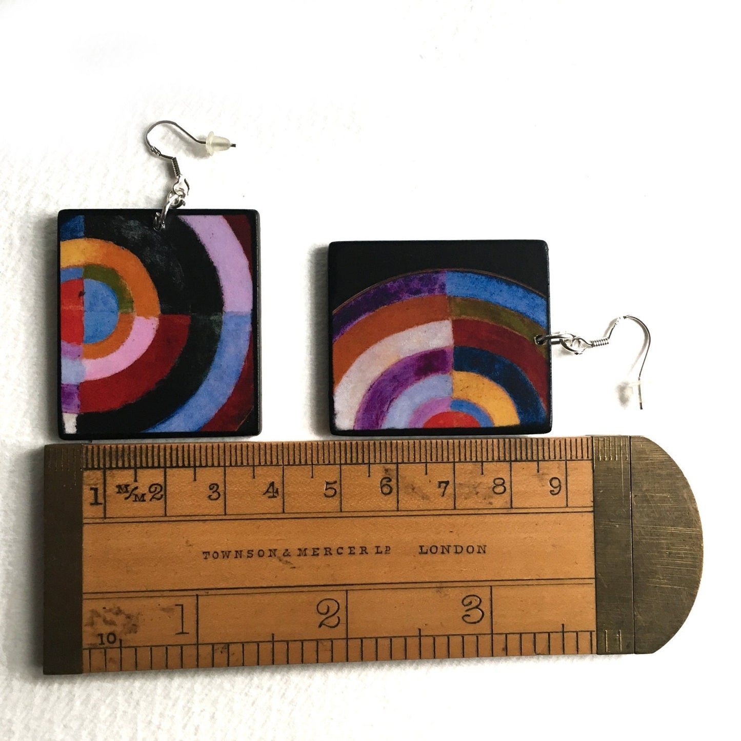 Museum-Inspired Sustainable Earrings Robert Delaunay, Disque Simultane, art earrings. Obljewellery