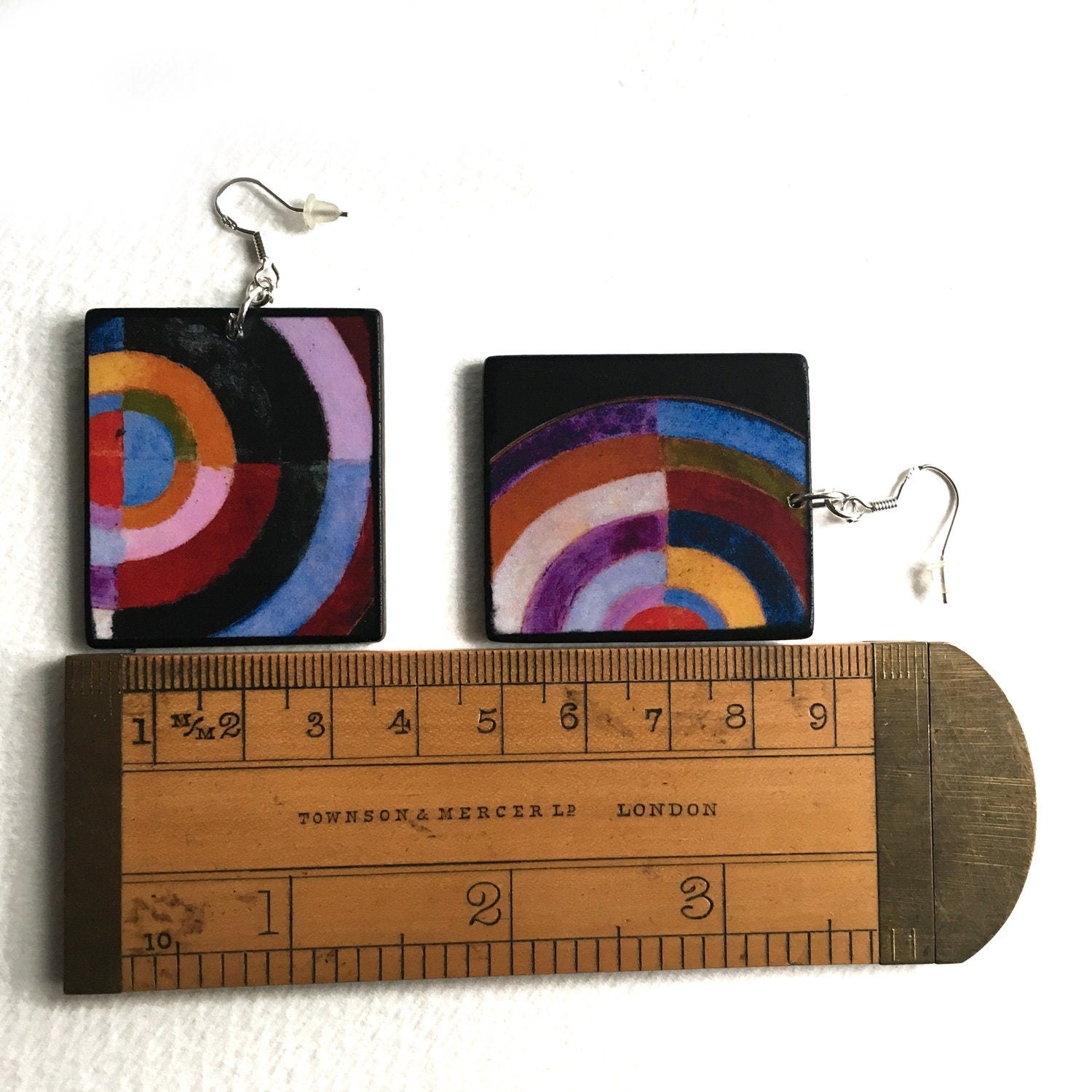 Museum-Inspired Sustainable Earrings Robert Delaunay, Disque Simultane, art earrings. Obljewellery