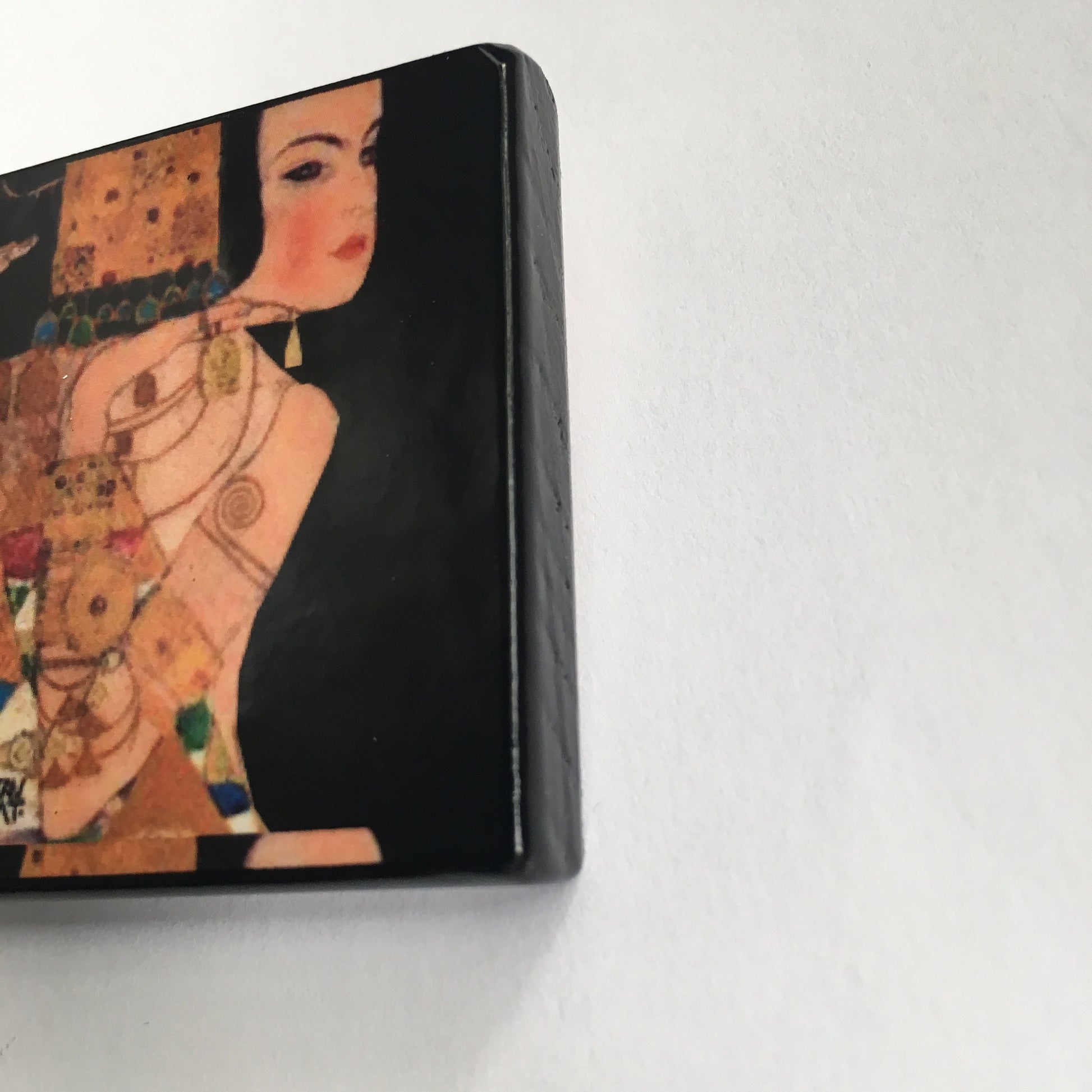 Museum-Inspired Sustainable Brooches Klimt art booch Obljewellery