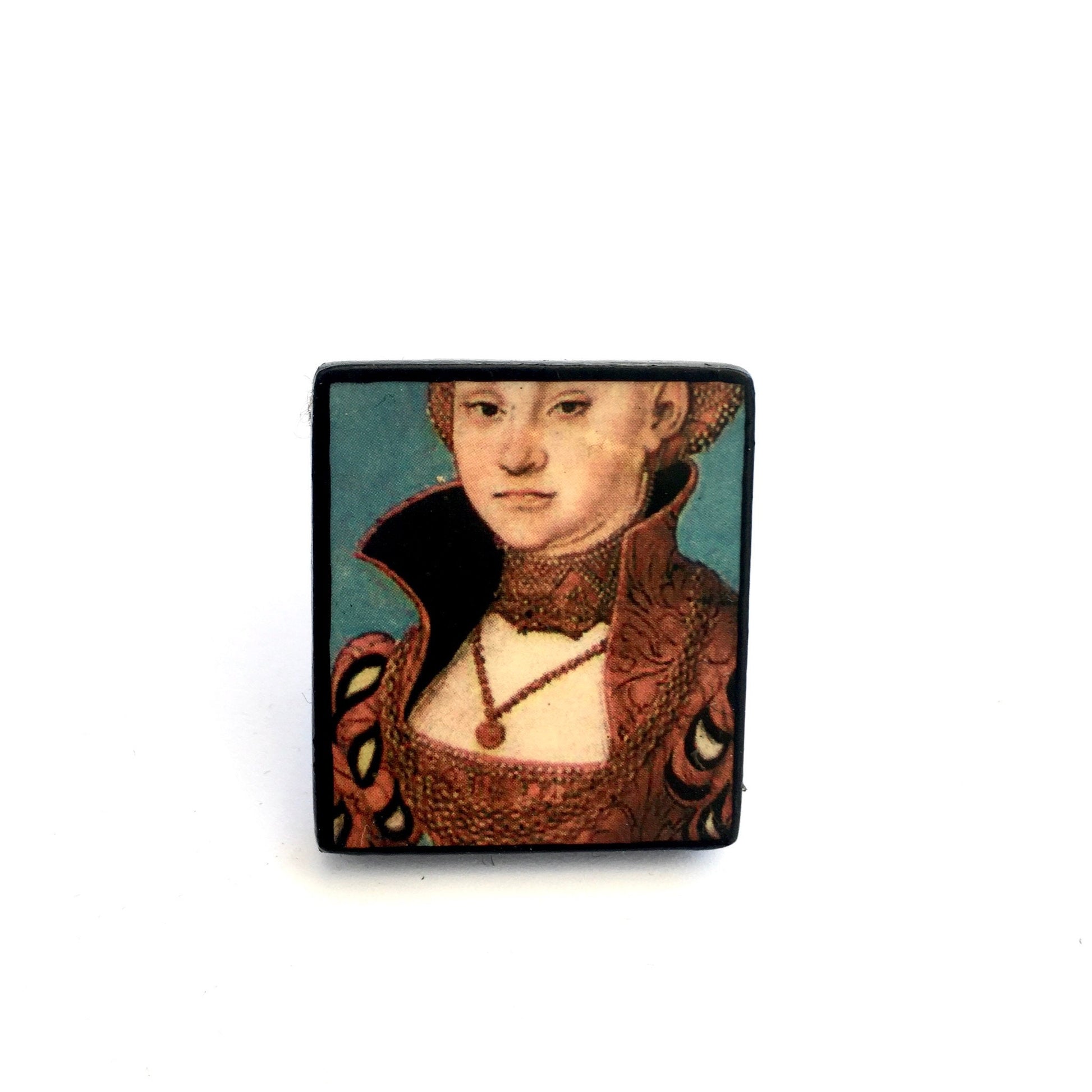 Adjustable, sustainable wooden ring for women, inspired by German Renaissance artist Lucas Cranach. Obljewellery Lady portrait ring.