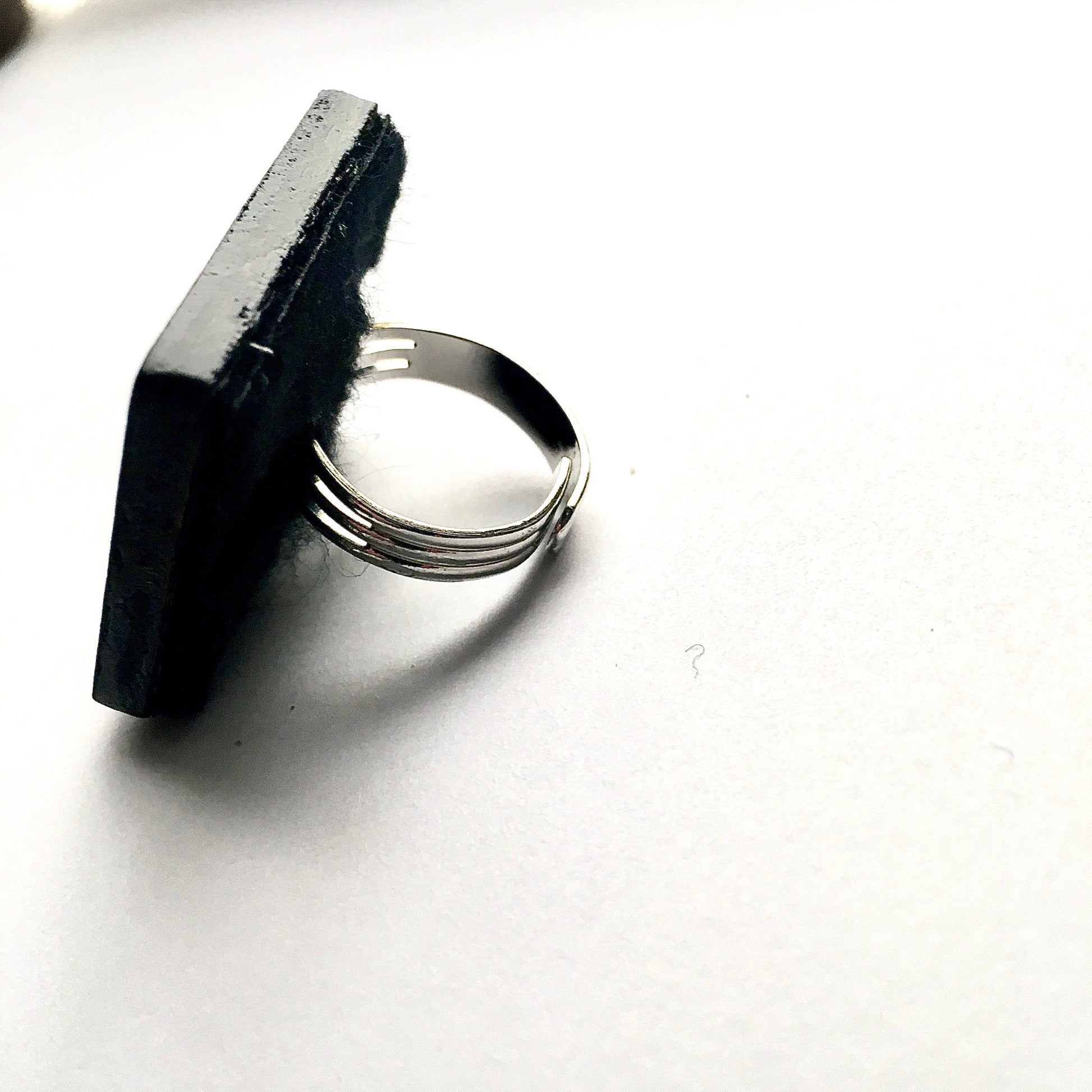 Museum-Inspired Sustainable Rings Jan van Eyck, alternative engagement ring. Obljewellery