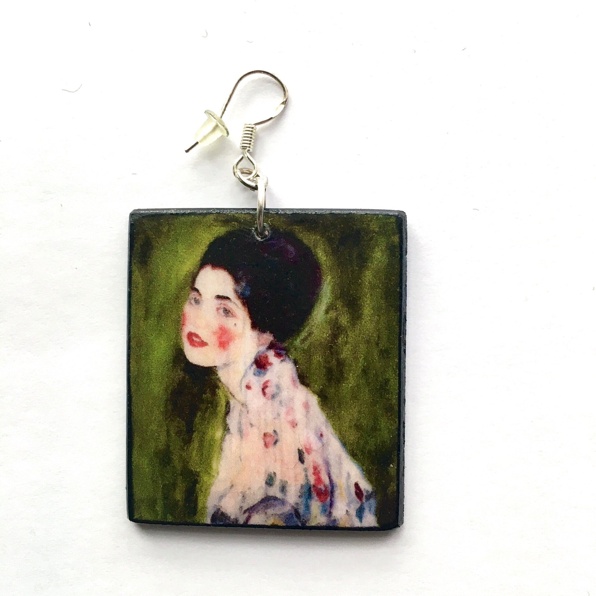 Museum-Inspired Sustainable Earrings Gustav Klimt, Portrait of a Lady, green earrings. Obljewellery