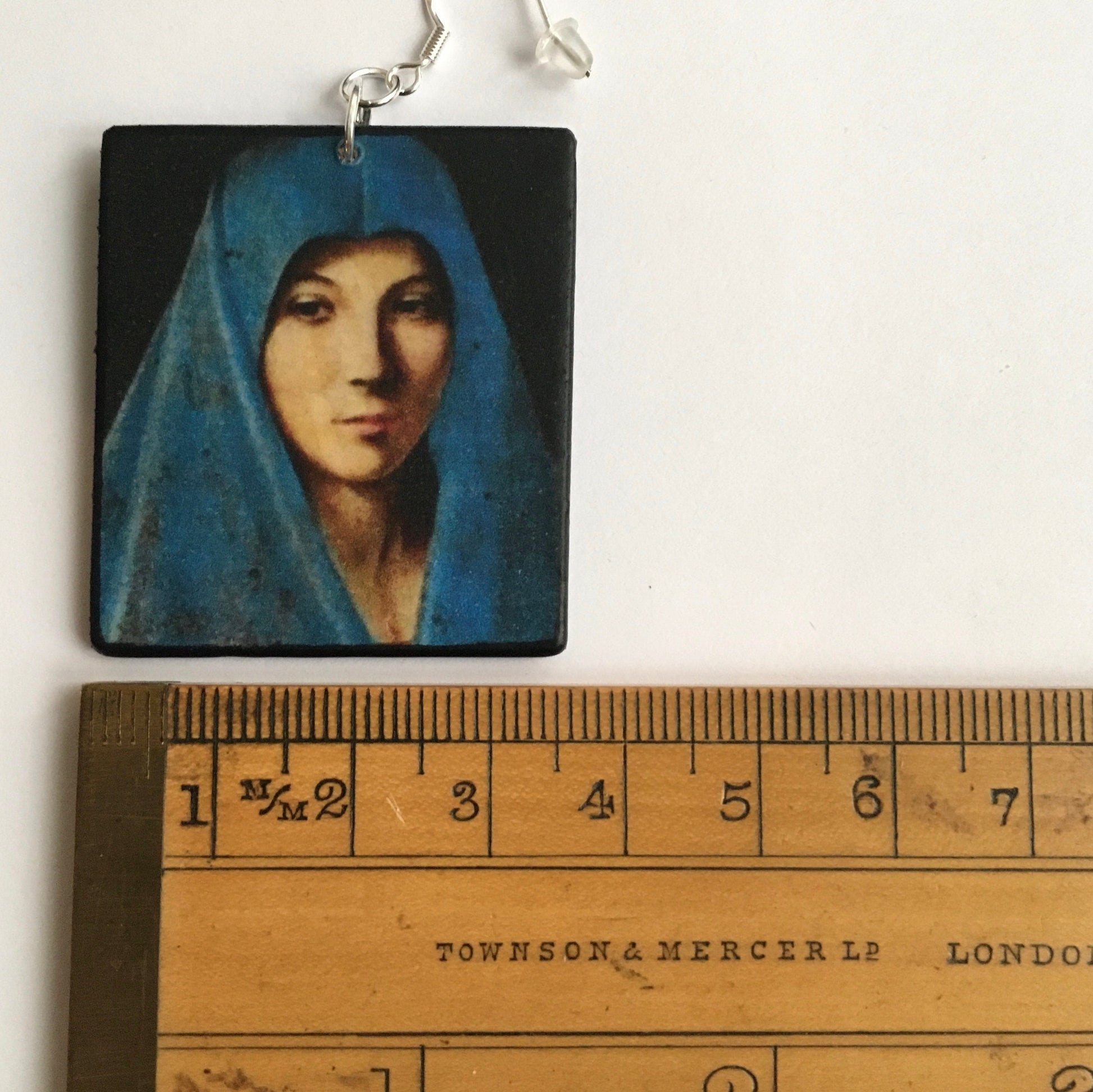 Museum-Inspired Sustainable Earrings Antonello da Messina, Annunciata earrings Obljewellery
