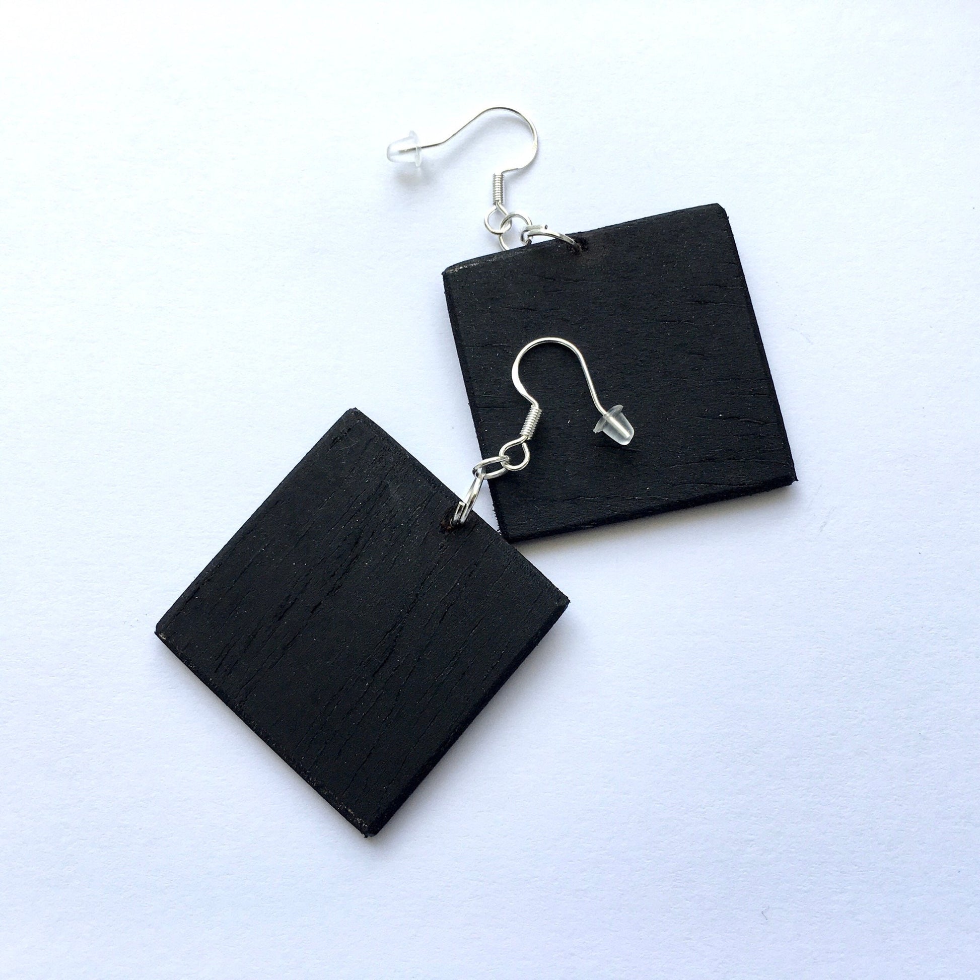 Museum-Inspired Sustainable Earrings Botticelli, lips art detail. Sustainable jewellery gift. Obljewellery