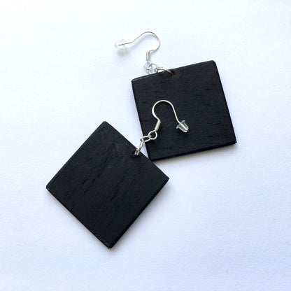 Museum-Inspired Sustainable Earrings Botticelli, lips art detail. Sustainable jewellery gift. Obljewellery