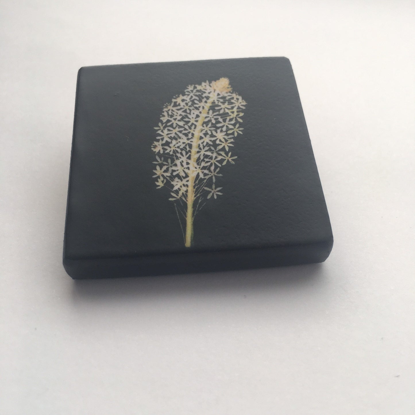 Museum-Inspired Sustainable Brooches Mary Delany wooden, flowers brooch, birthday gift. Obljewellery