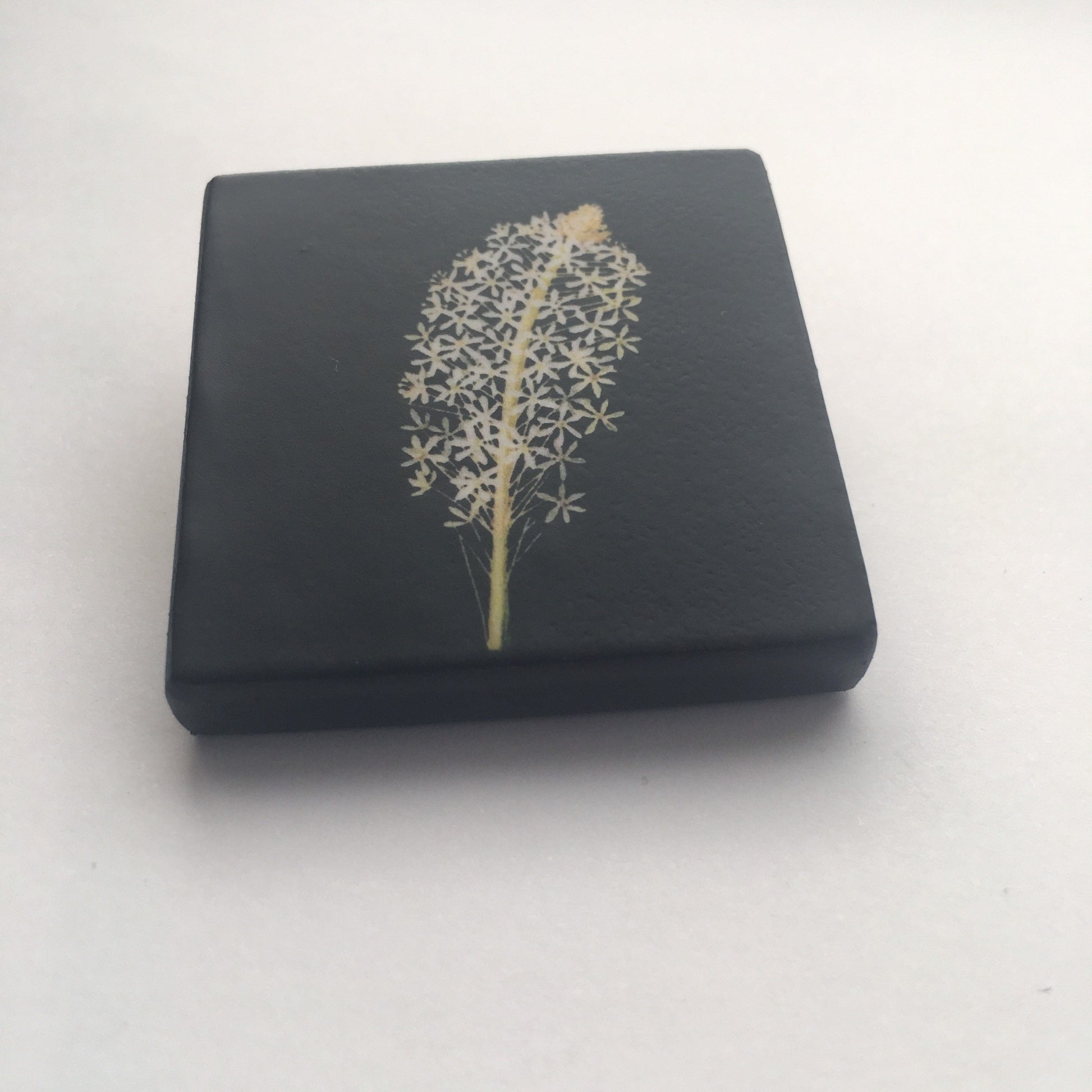 Museum-Inspired Sustainable Brooches Mary Delany wooden, flowers brooch, birthday gift. Obljewellery