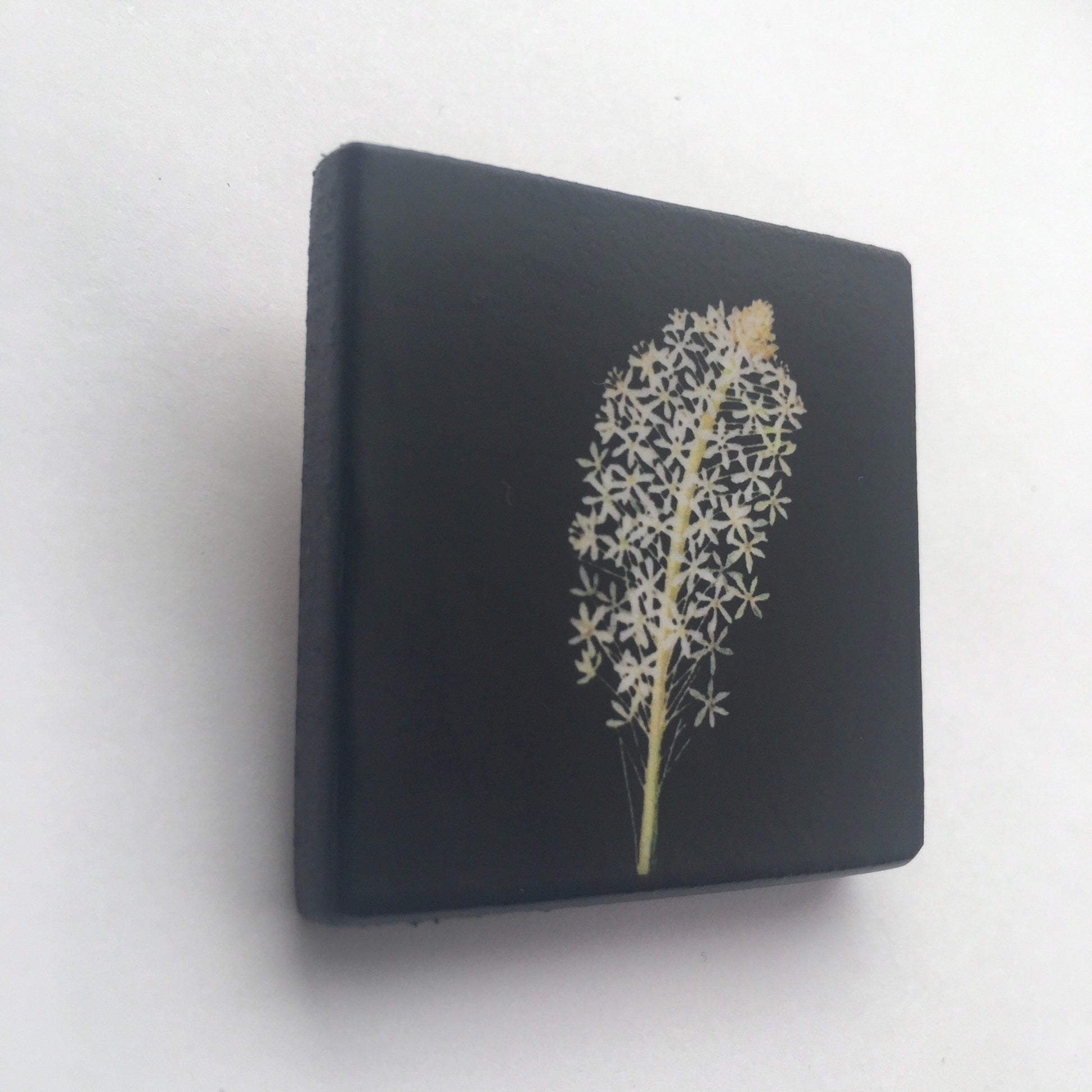 Museum-Inspired Sustainable Brooches Mary Delany wooden, flowers brooch, birthday gift. Obljewellery