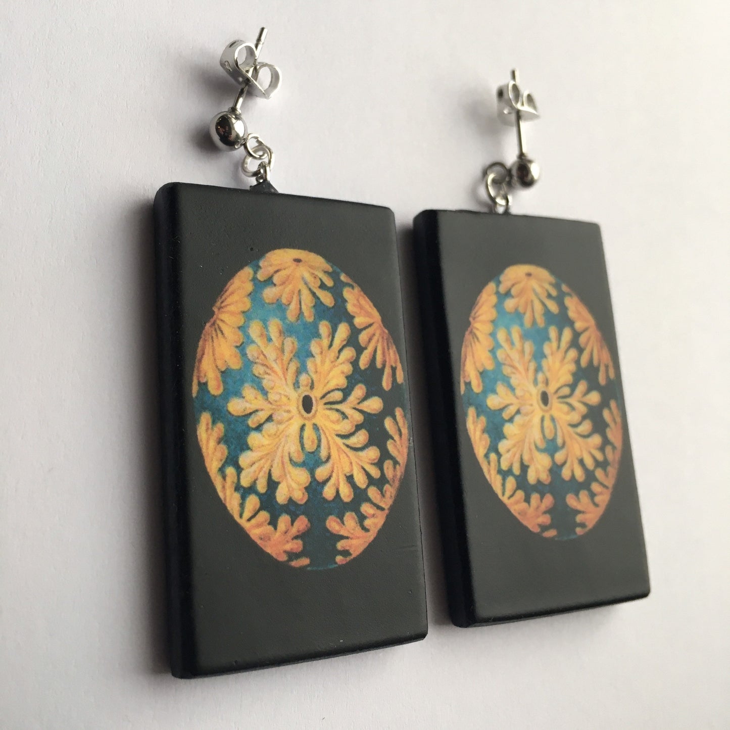 Museum-Inspired Sustainable Earrings Ernst Haeckel, sustainable art earrings Obljewellery