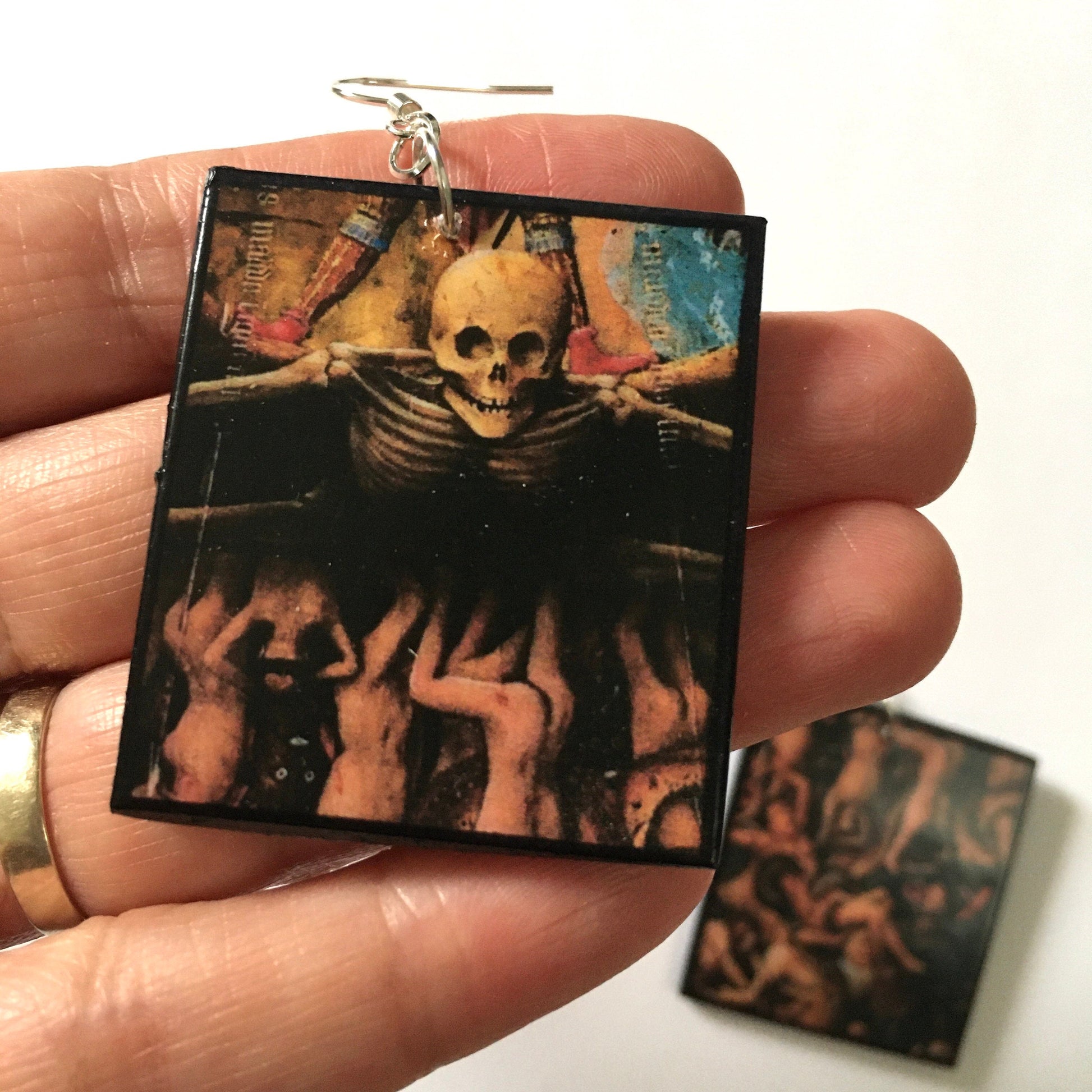 obljewellery statement, artsy gifts. The earrings represent a detail of the gothic painting” The Crucifixion; The Last Judgment” by Jan Van Eyck