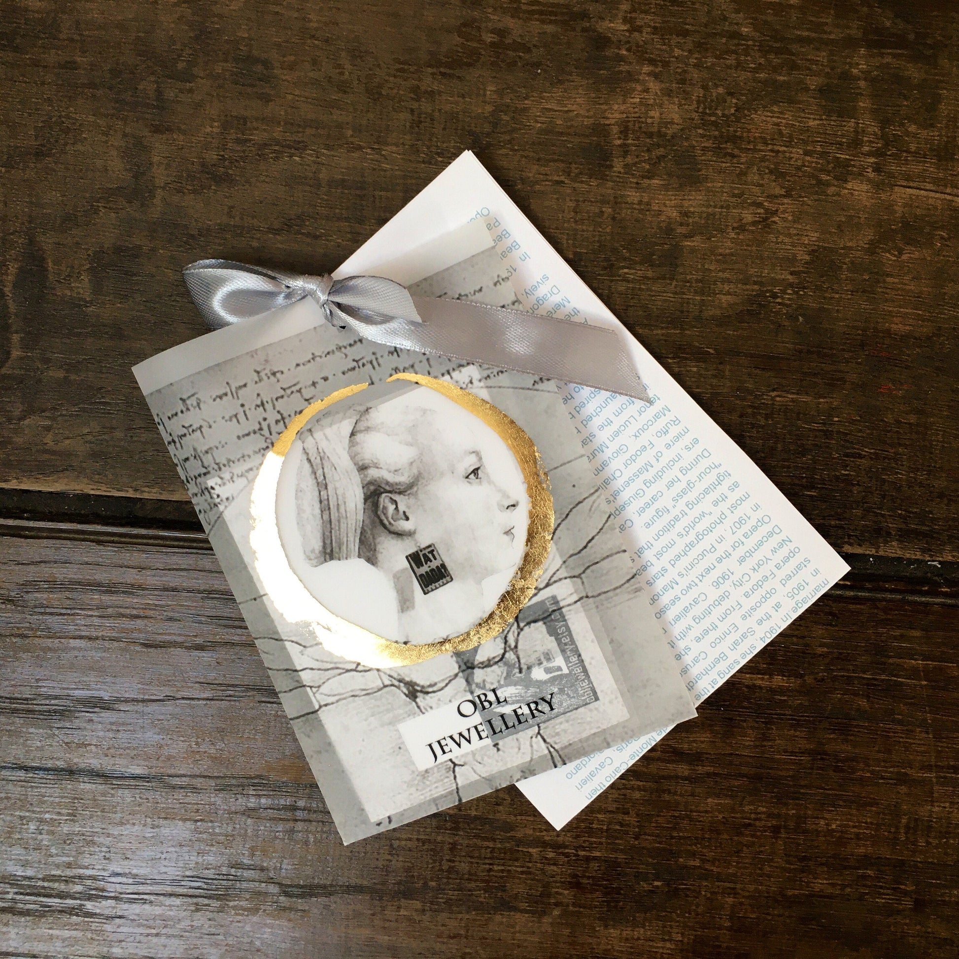 Museum-Inspired Sustainable Earrings The Kiss – Klimt Art Earrings Obljewellery