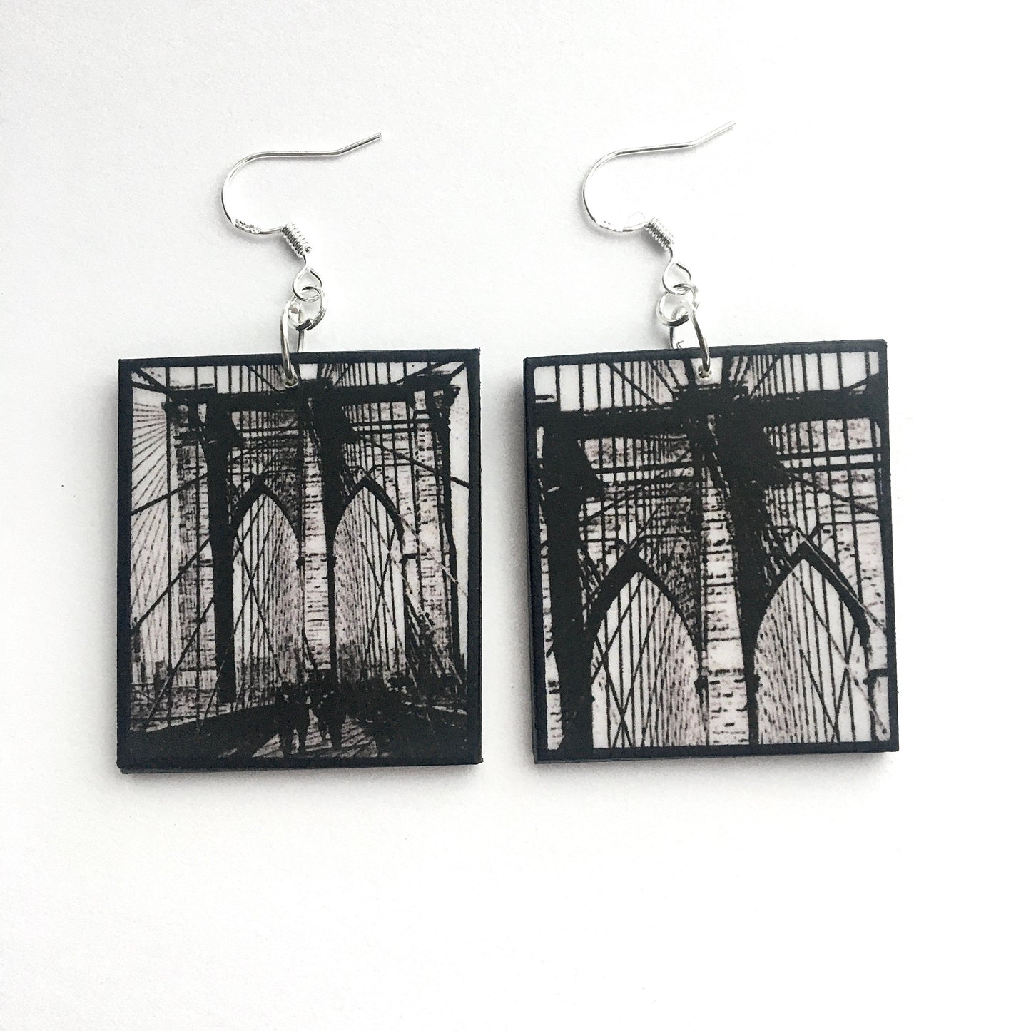 Museum-Inspired Sustainable Earrings Brooklyn Bridge, artsy earrings gift. Sustainable wood and silver hooks. Obljewellery